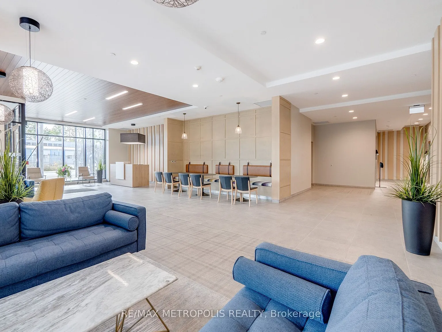 2 bed, $2,000 — Photo 4