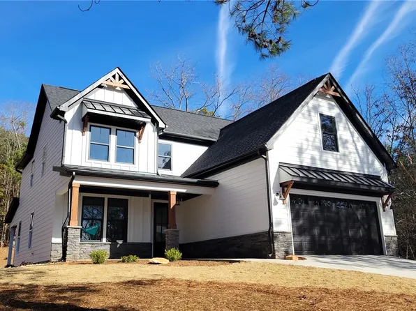 1113 Bay Dr, Fair Play, SC 29643