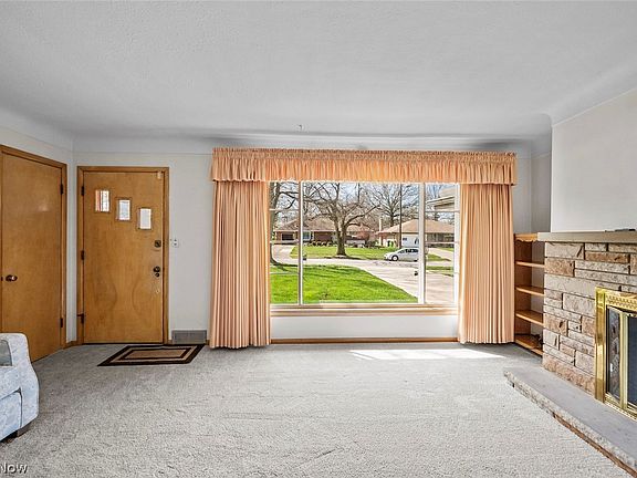 5th image of 20331 Blackfoot Ave