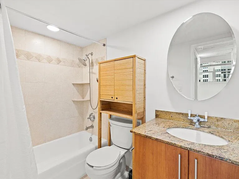 4250 Galt Ocean Dr #Penthouse R — Photo 21