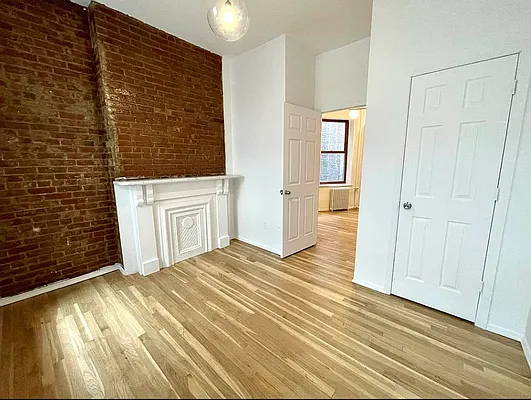 Rented by J PRESTON AND ASSOCIATES INC | media 11