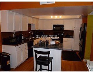 1st image of 3332 Delderfield Ave
