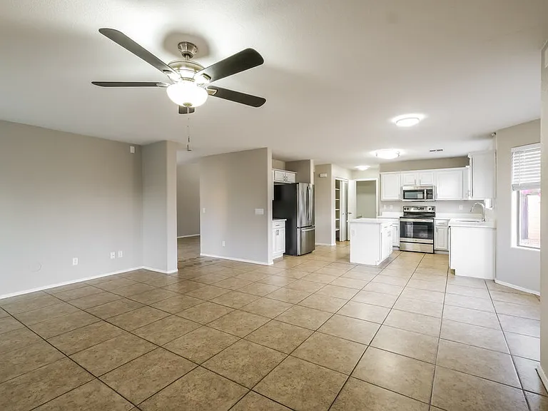 15178 W Taylor St — Photo 10