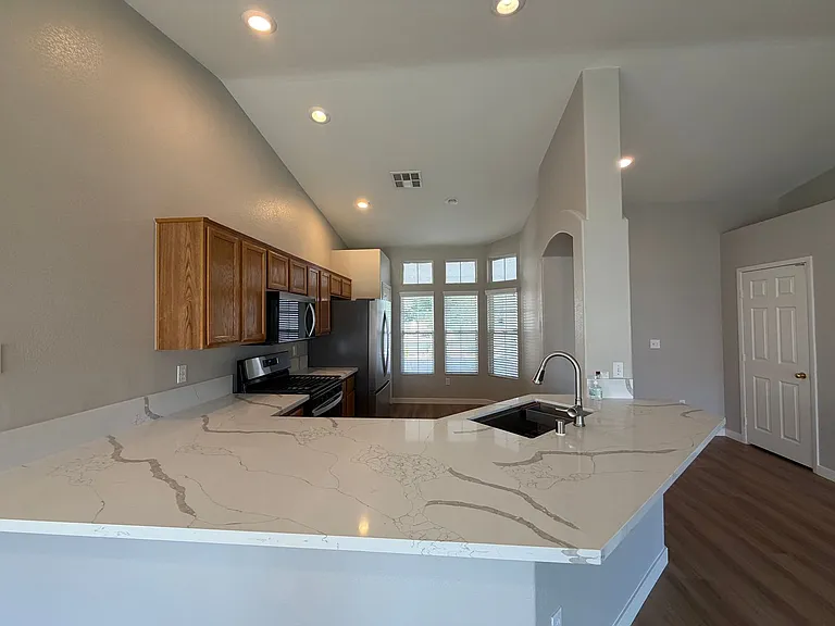 2139 Meadow Green Ave — Photo 11