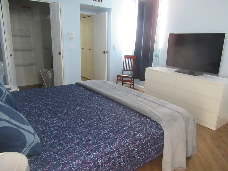 2841 Somerset Dr #205 — Photo 10