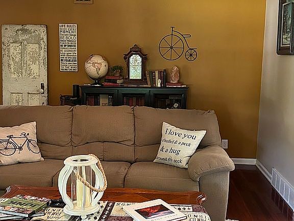 Living room different angle 