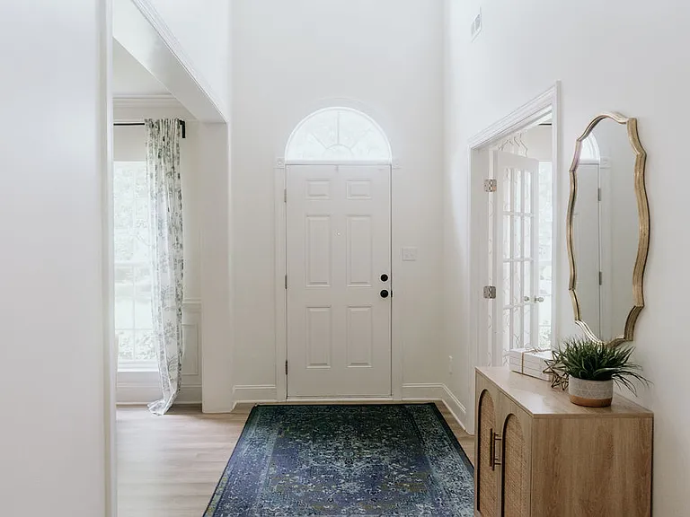6910 Augustine Way — Photo 2