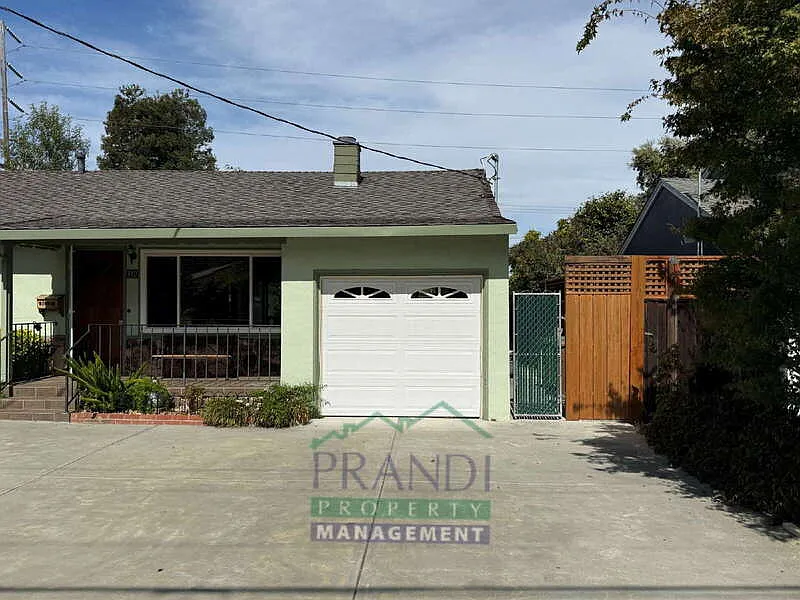 3 bed, 2.0 bath, 1500 sqft, $5,000 — Photo 1