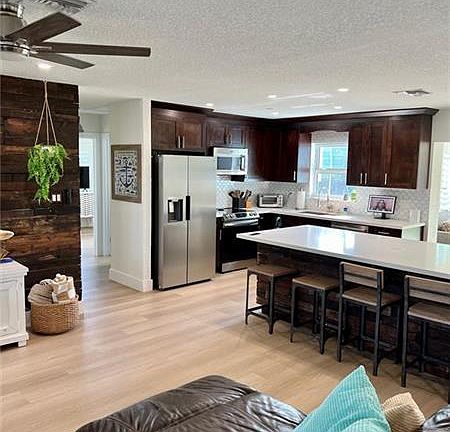 2nd image of 330 SE 3rd St #330