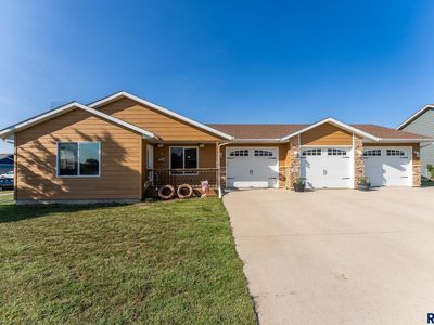 408 W 14th St, Dell Rapids, SD, 57022