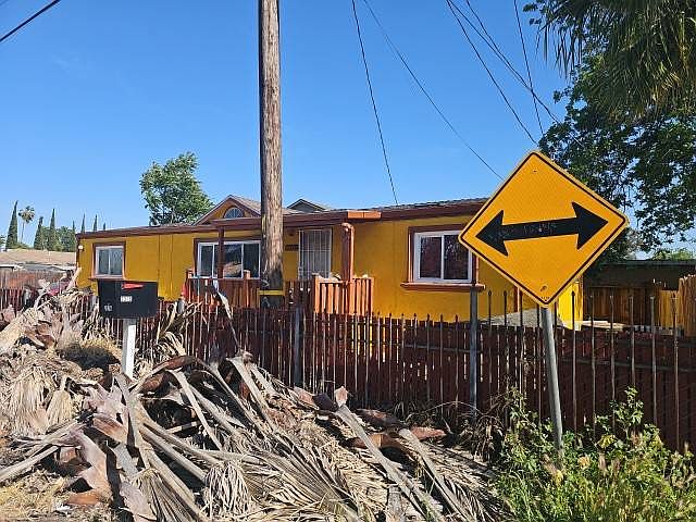 2nd image of 2376 E Harding Way