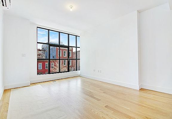 2nd image of 608 Franklin Ave #514