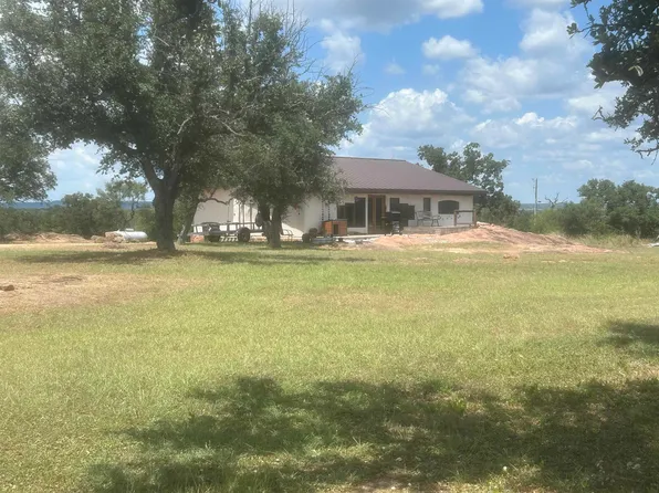 443 Wild Oaks Drive, Valley Spring, TX 78643