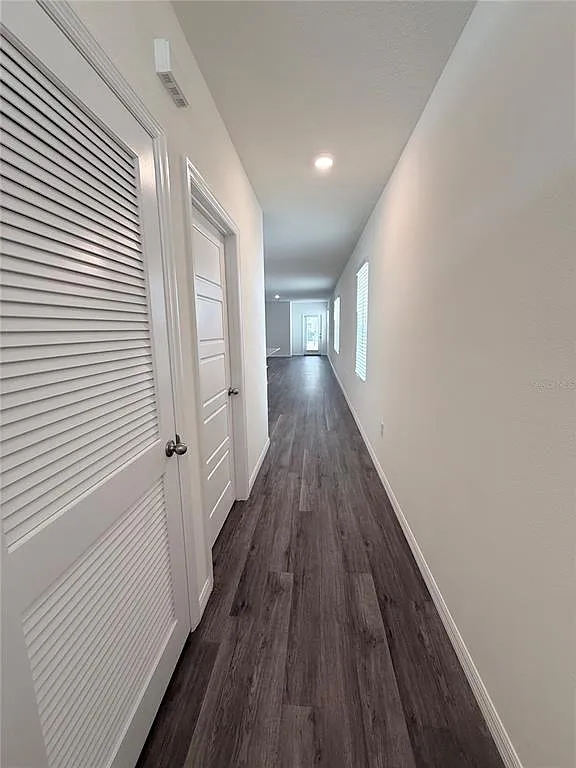 4 bed, 2.0 bath, 2138 sqft, $2,250 — Photo 3