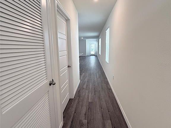 3rd image of 3057 Moulin Rd