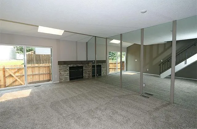 8618 W Plymouth Ave — Photo 3