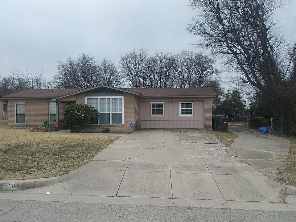 1st image of 1404 Hazel Leigh Ln