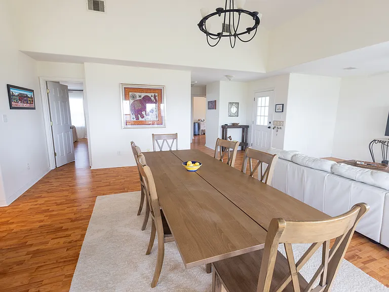 4106 Temprano Dr — Photo 26