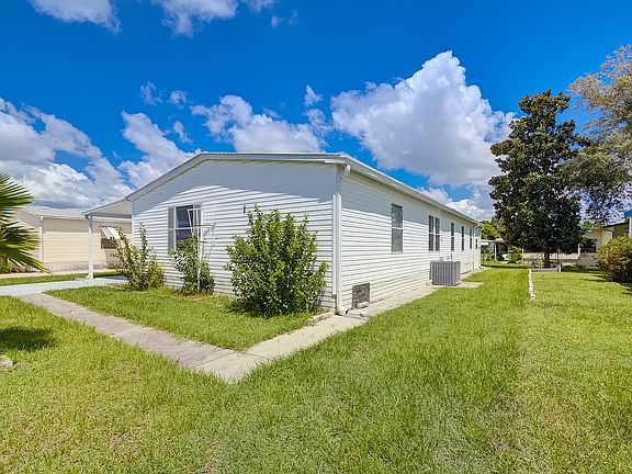 5th image of 14385 Sandhurst St