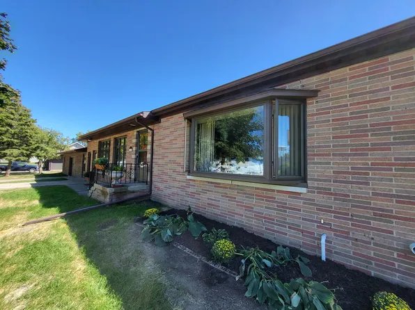 1804 1st St, Boone, IA 50036