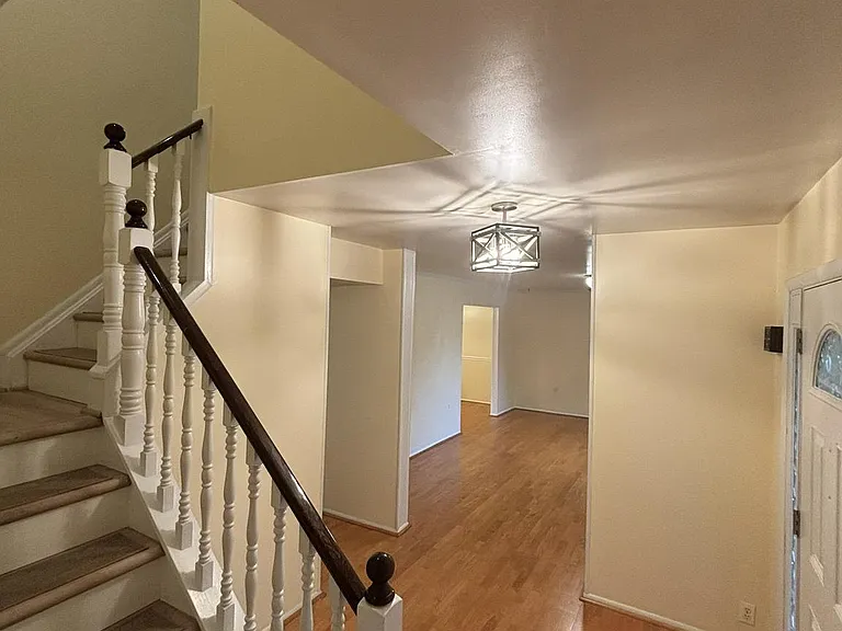 308 Sorel Ct — Photo 2