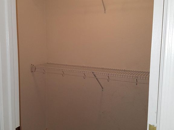 4th image of 3317 Saddleback Dr