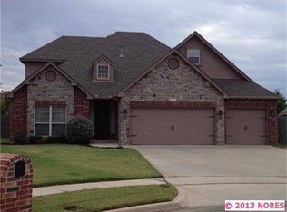 1113 W Fargo Ln, Broken Arrow, OK 74012
