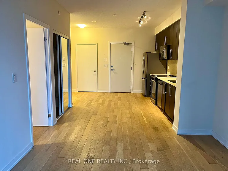 510 Curran Pl #1510 — Photo 11