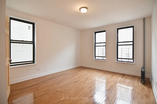 Rented by Bohemia Realty Group | media 9