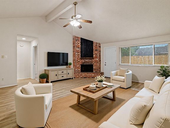 2nd image of 19635 Moonhollow Dr