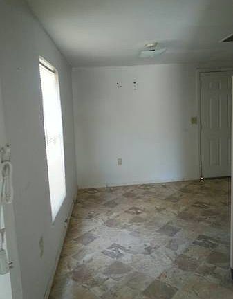 2nd image of 4005 E Fern St