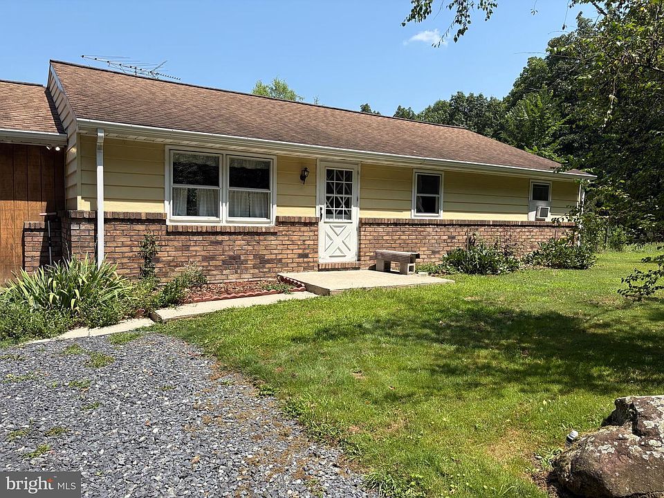 2nd image of 433 Plainview Rd