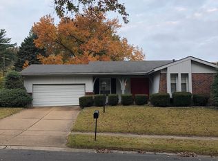 12325 Danube Dr, Florissant, MO 63033