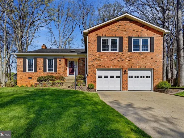 15502 Laurel Ridge Rd, Dumfries, VA 22025