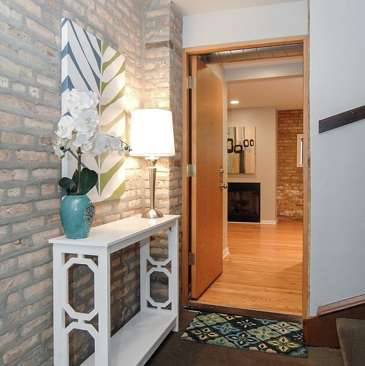 1st image of 3500 N Greenview Ave #G
