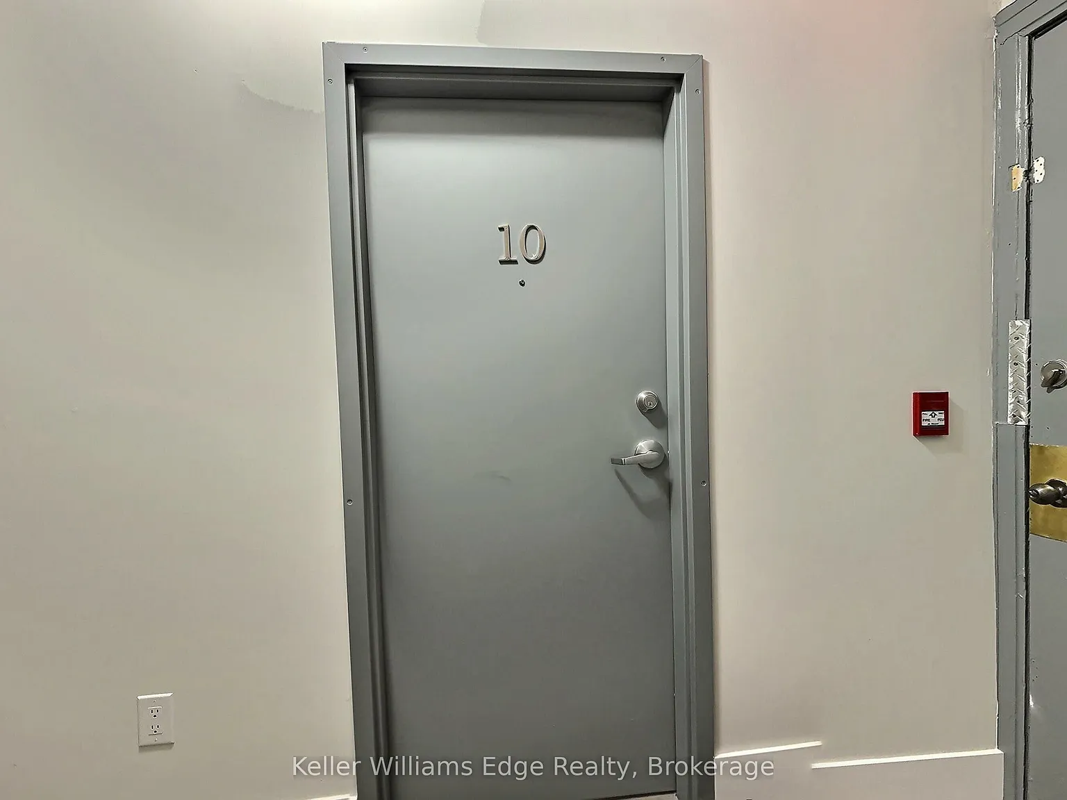 Studio, $1,200 — Photo 4