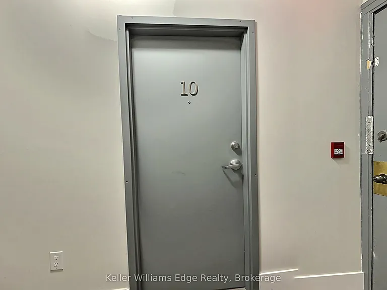 8 Tisdale St S #10 — Photo 4