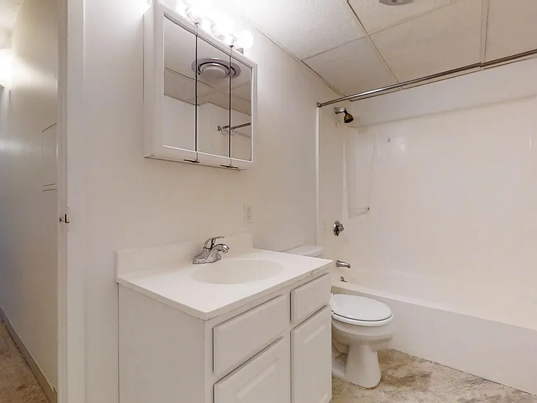 80 Pleasant St — Photo 15