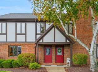 1606 Stone Mansion Dr, Sewickley, PA