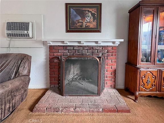 4th image of 521 E Repplier Rd