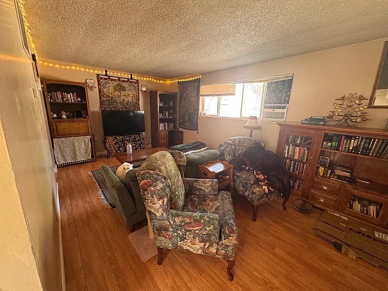 141 E Coatsville Ave #B — Photo 16