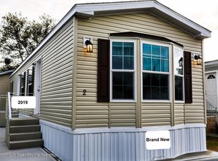 2 Monique Cir, Hazlet, NJ 07730