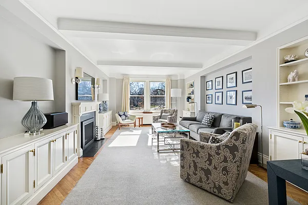 Sold by Compass | media 1