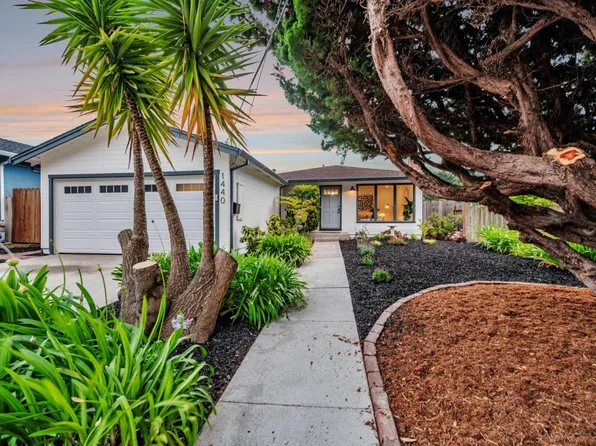 1440 Serra Dr, Pacifica, CA 94044