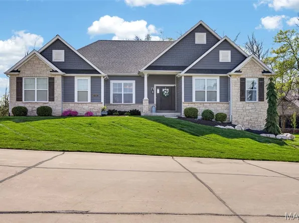 6106 Knights Table Ct, Saint Charles, MO 63304