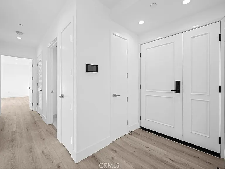 4214 Fulton Ave #203 — Photo 11