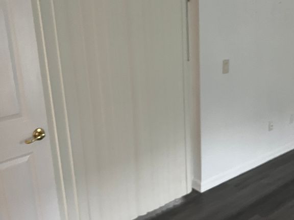 5th image of 107 S Roma Way