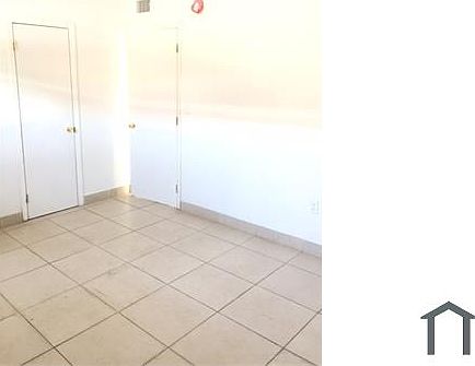 4th image of 310 NW 59th St Unit N