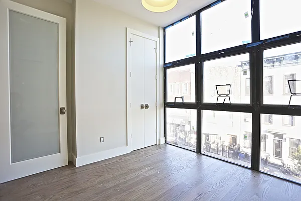 Rented by Nest Seekers International | media 67