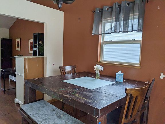 4th image of 2 Kay Ct